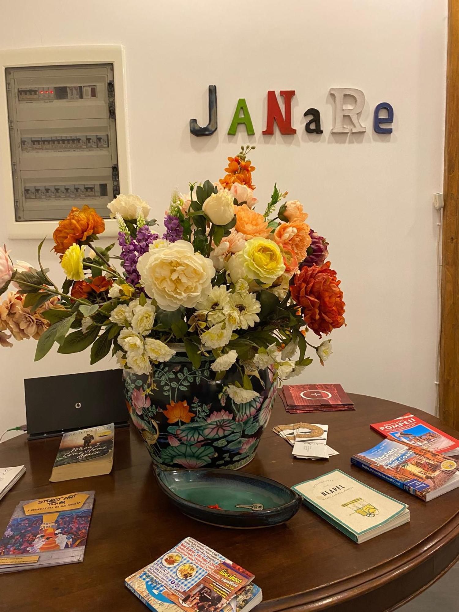 نابولي Janare - Rooms & Terrace المظهر الخارجي الصورة